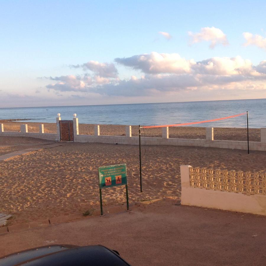 Urbanizacion primera línea de playa Denia Exterior foto